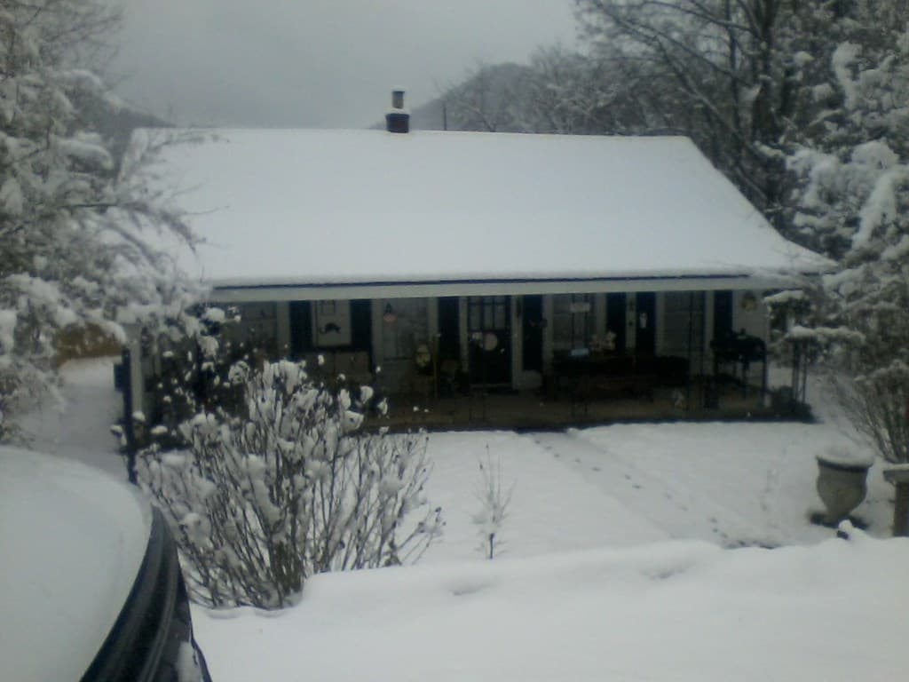 20 S Scruggs Street, Mountain City GA 30562 - Photo