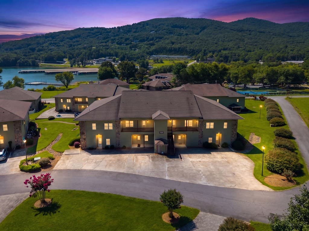 1724 Watercrest Way, Young Harris GA 30582 - Photo