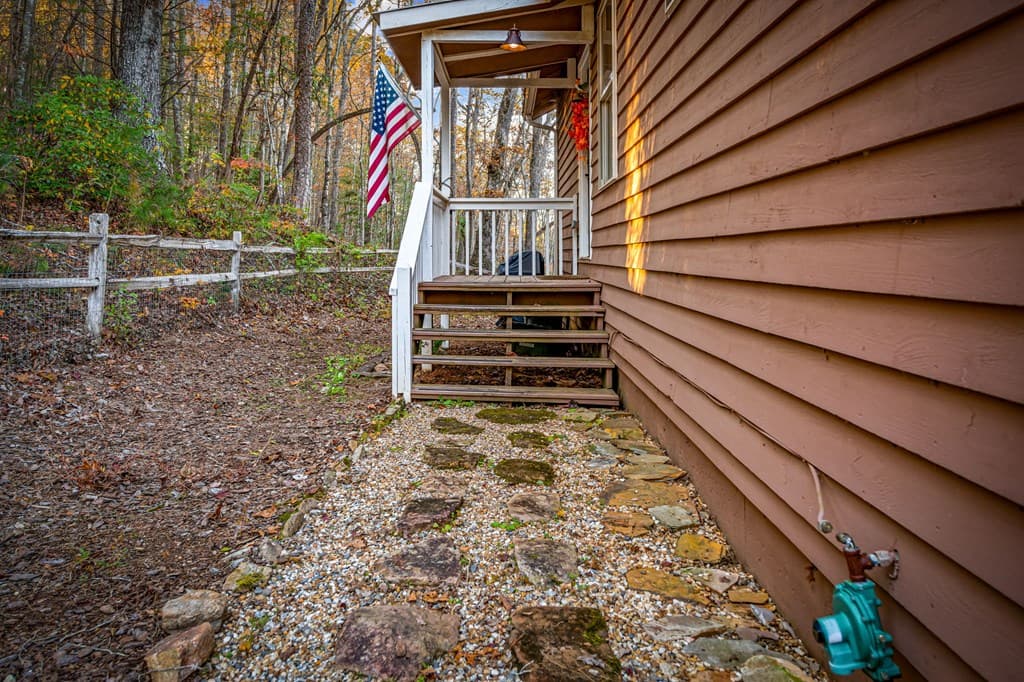 90 Hay Lane, Morganton GA 30560 - Photo