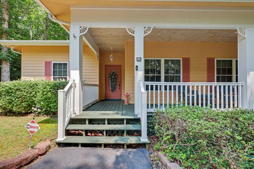 2360 Robin Hood Trail, Hiawassee GA 30546 - Photo