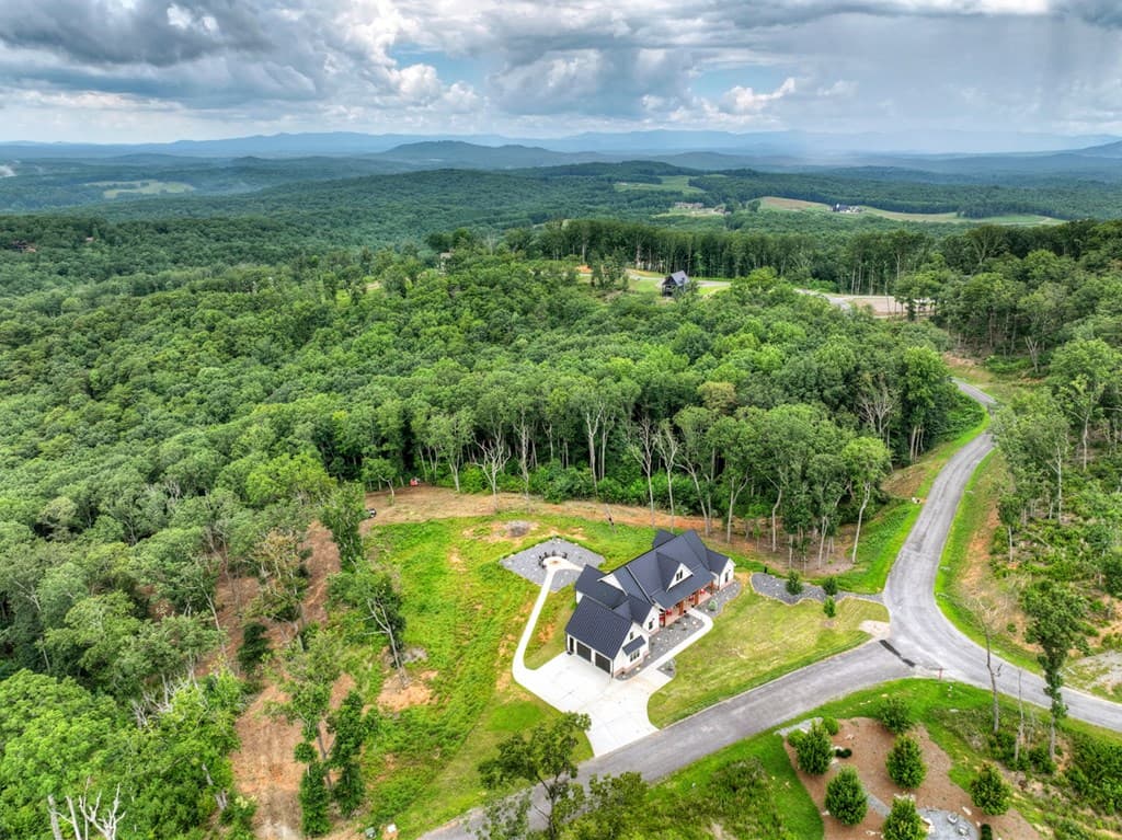 624 High Summit Drive, Talking Rock GA 30175 - Photo