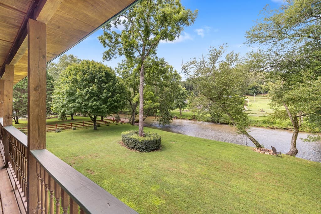 237 Laurel Creek Lane, Hayesville NC 28904 - Photo