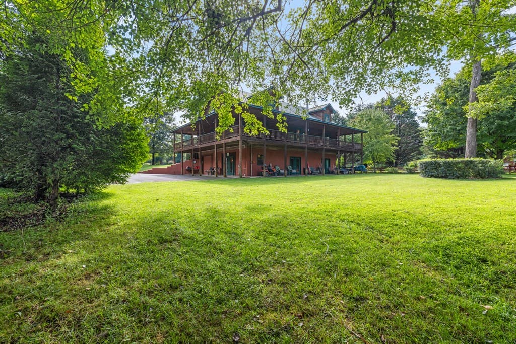 237 Laurel Creek Lane, Hayesville NC 28904 - Photo