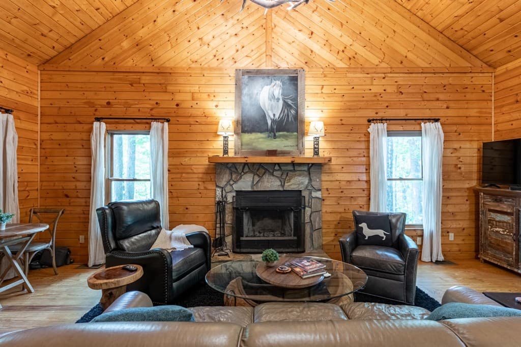 681 Skyview Drive, Ellijay GA 30536 - Photo