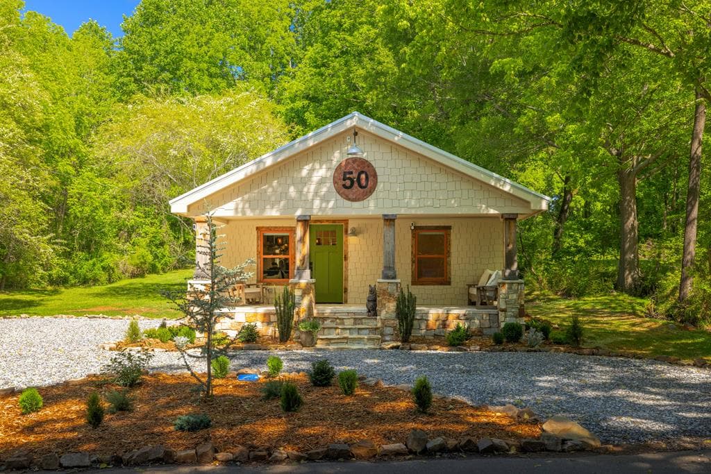 50 River Street, Blue Ridge GA 30513 - Primary photo