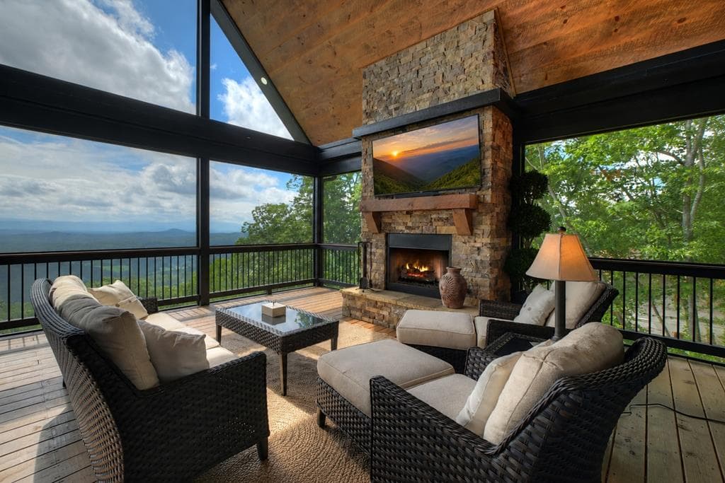 401 Kittatinny Drive, Mineral Bluff GA 30559 - Photo