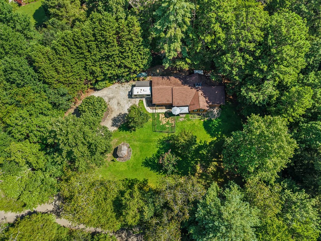 114 Nottely Shores W, Blairsville GA 30512 - Photo
