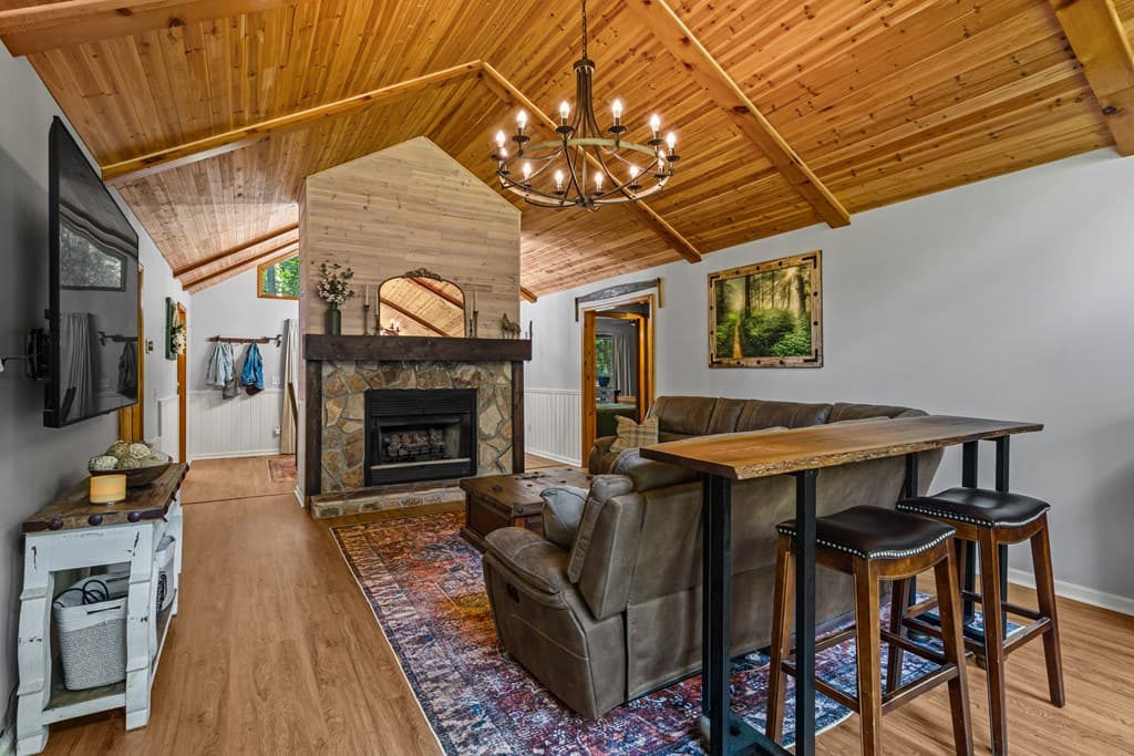 114 Nottely Shores W, Blairsville GA 30512 - Photo
