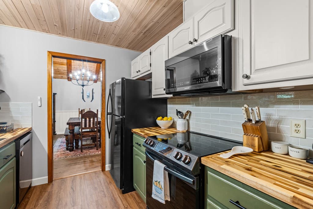 114 Nottely Shores W, Blairsville GA 30512 - Photo
