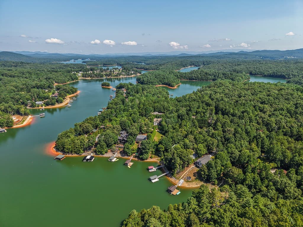 114 Nottely Shores W, Blairsville GA 30512 - Photo