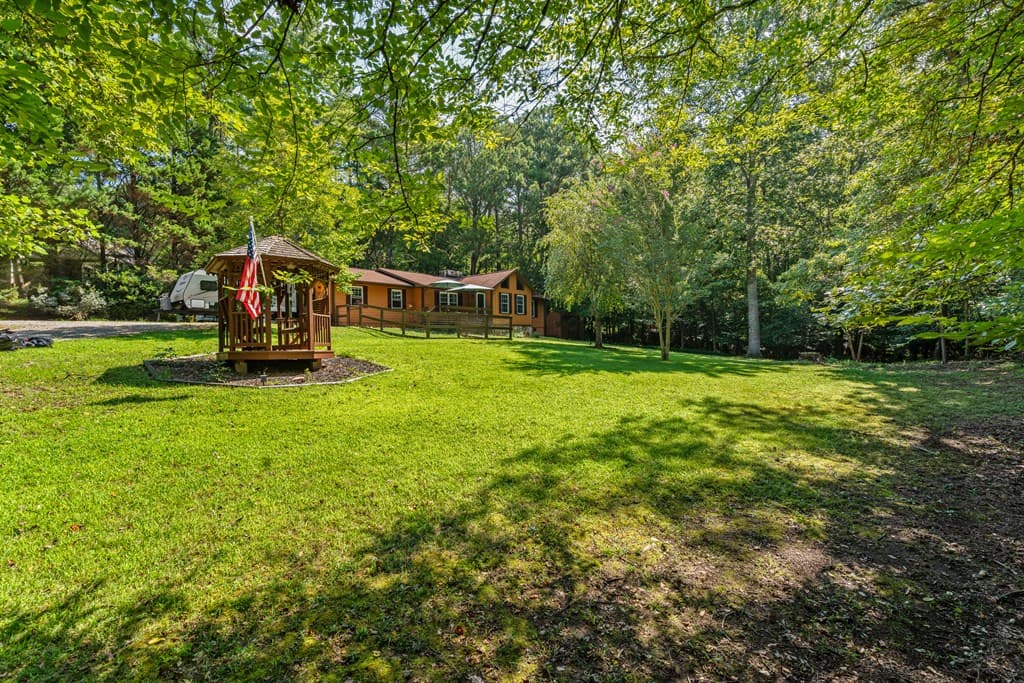 114 Nottely Shores W, Blairsville GA 30512 - Photo