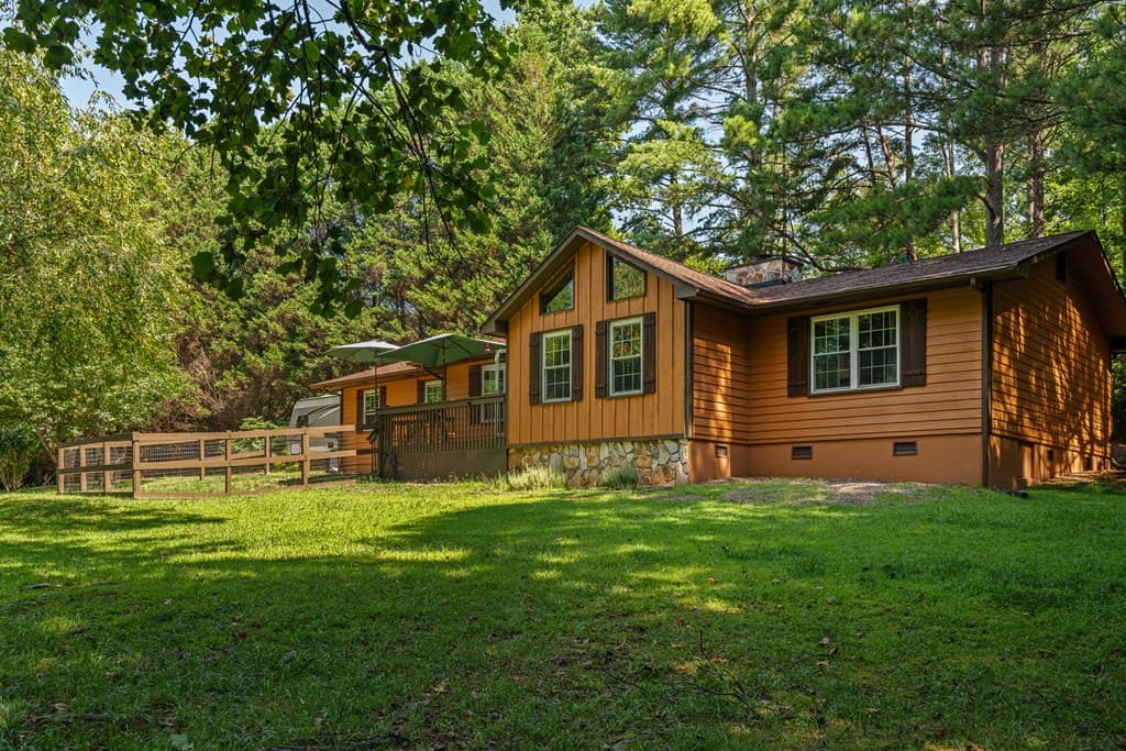 114 Nottely Shores W, Blairsville GA 30512 - Photo
