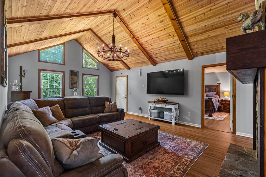 114 Nottely Shores W, Blairsville GA 30512 - Photo