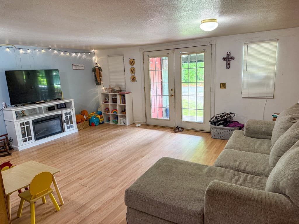 6990 Clarence Nichols Road, Young Harris GA 30582 - Photo