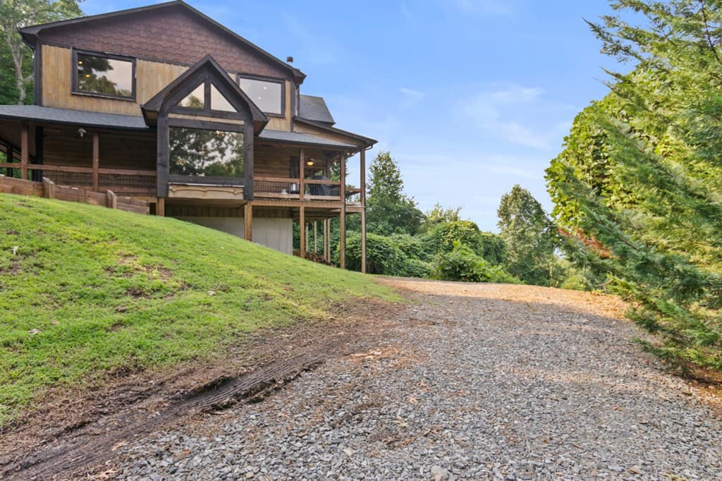 231 Kyle Road, Blue Ridge GA 30513 - Photo