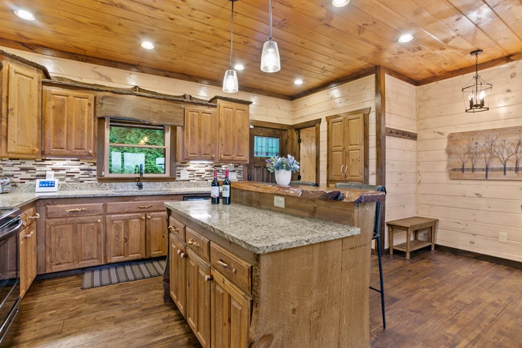 231 Kyle Road, Blue Ridge GA 30513 - Photo