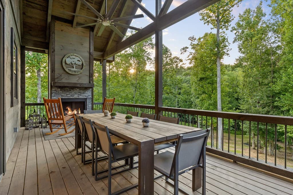 371 Windfield Circle, Blue Ridge GA 30513 - Photo