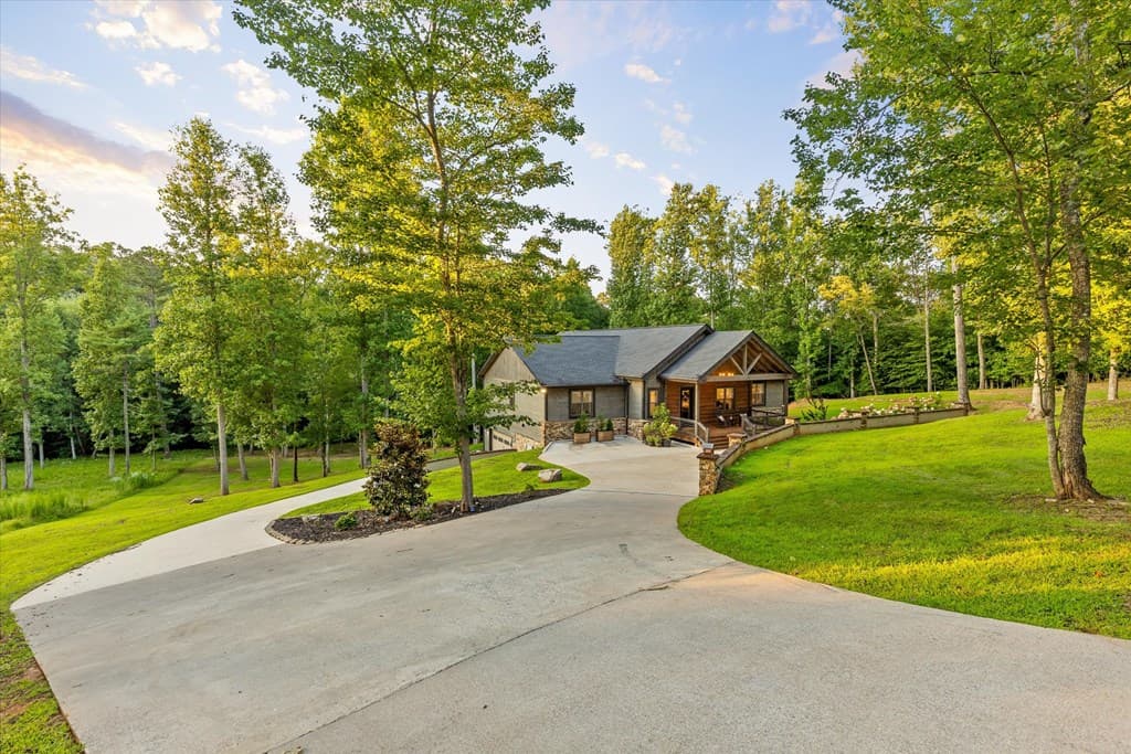 371 Windfield Circle, Blue Ridge GA 30513 - Photo