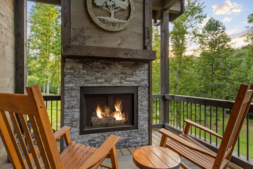 371 Windfield Circle, Blue Ridge GA 30513 - Photo