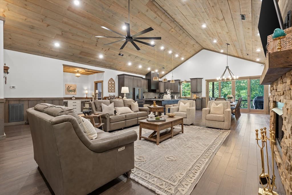 371 Windfield Circle, Blue Ridge GA 30513 - Photo
