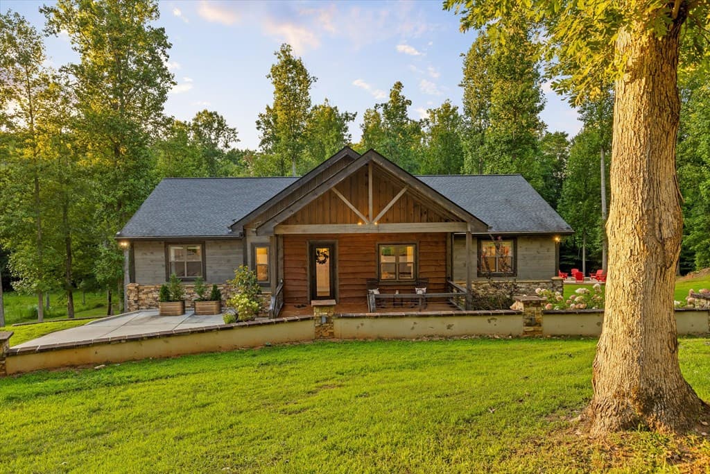 371 Windfield Circle, Blue Ridge GA 30513 - Photo