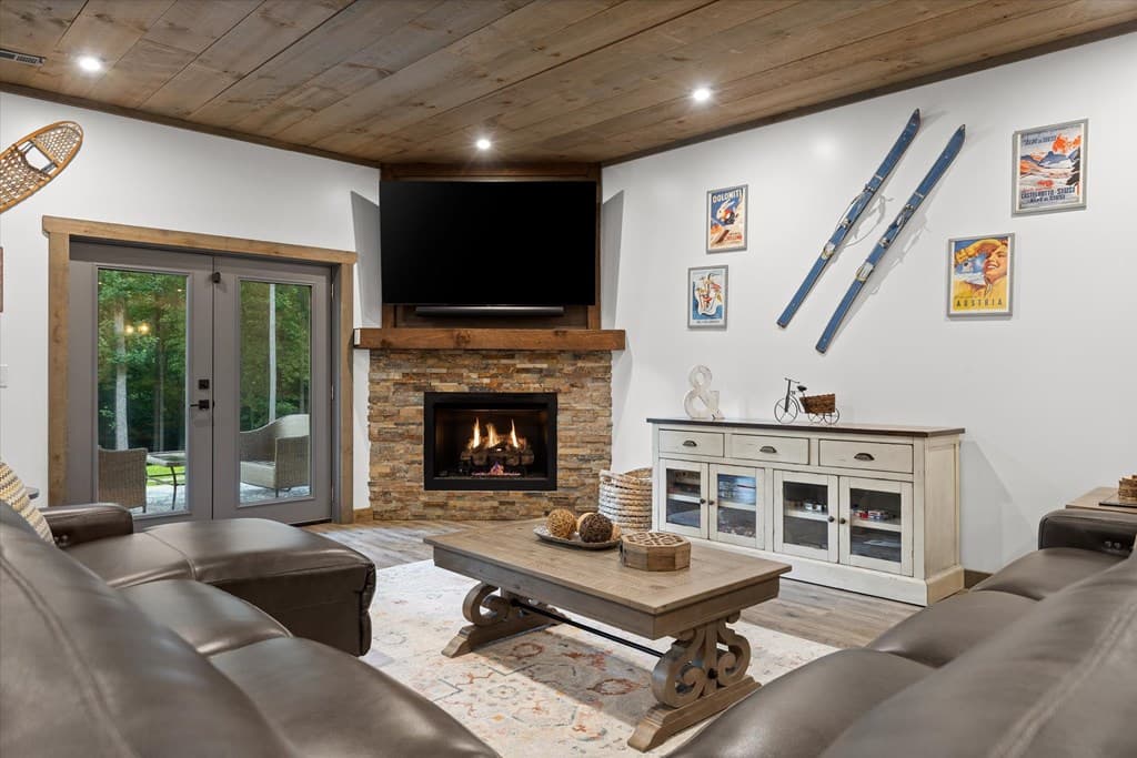 371 Windfield Circle, Blue Ridge GA 30513 - Photo