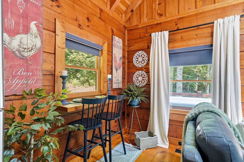 35 Finch Lane, Blue Ridge GA 30513 - Photo