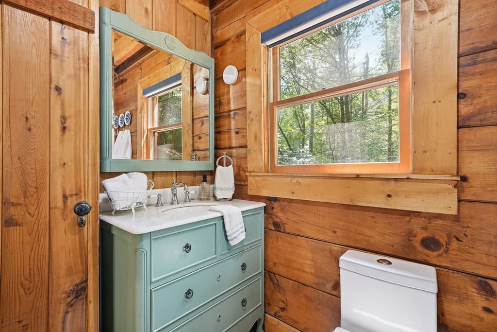 35 Finch Lane, Blue Ridge GA 30513 - Photo