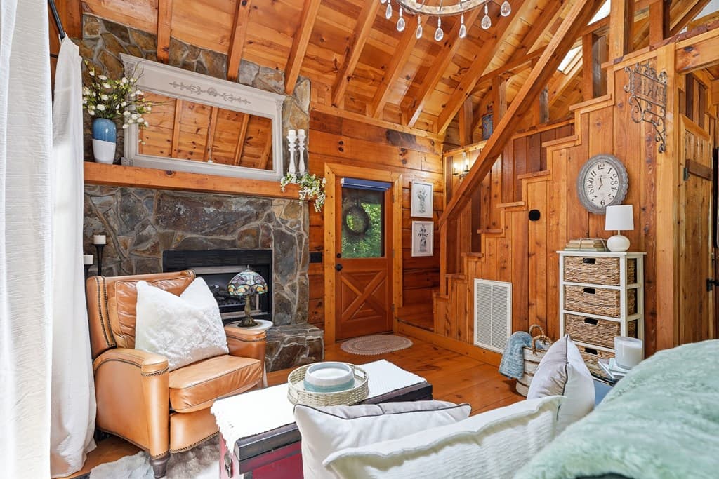 35 Finch Lane, Blue Ridge GA 30513 - Photo