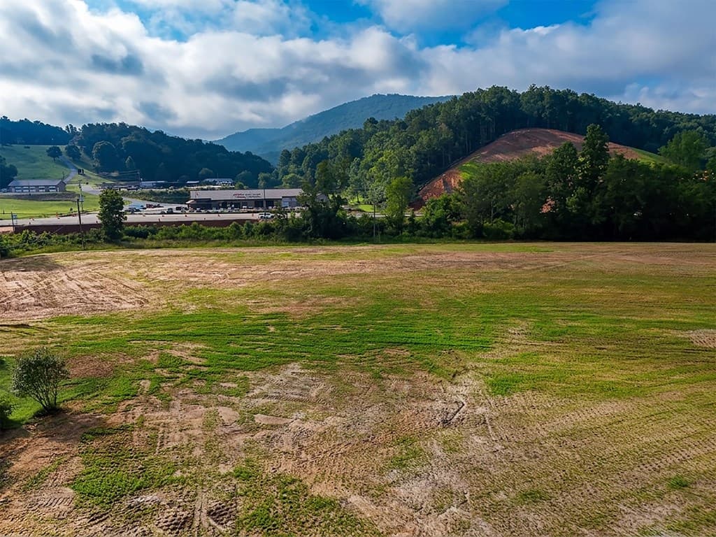 10.01 AC Robert Lovell Drive, Blairsville GA 30512 - Photo
