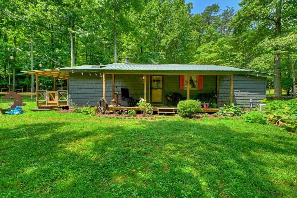 100 Wing Circle, Ellijay GA 30536 - Photo