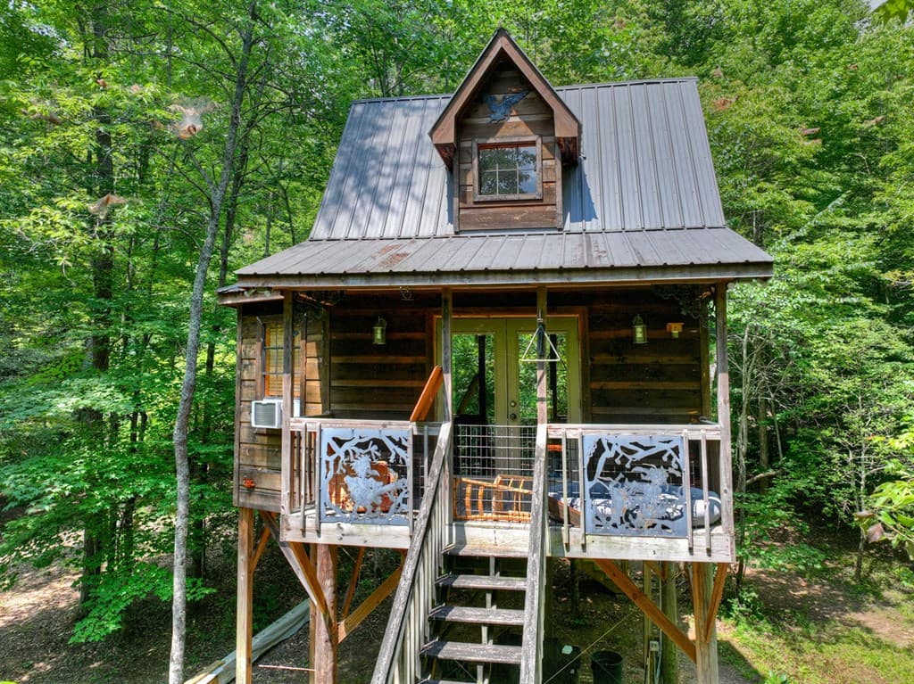 100 Wing Circle, Ellijay GA 30536 - Photo
