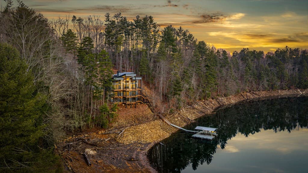 770 Fish Hook Point, Blue Ridge GA 30513 - Photo