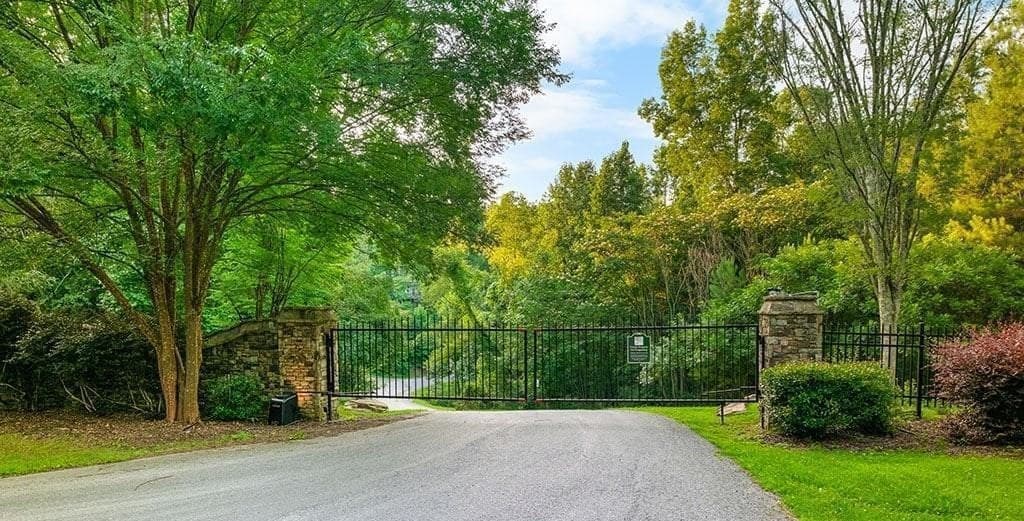 80 Jebs Ct, Ellijay GA 30540 - Photo