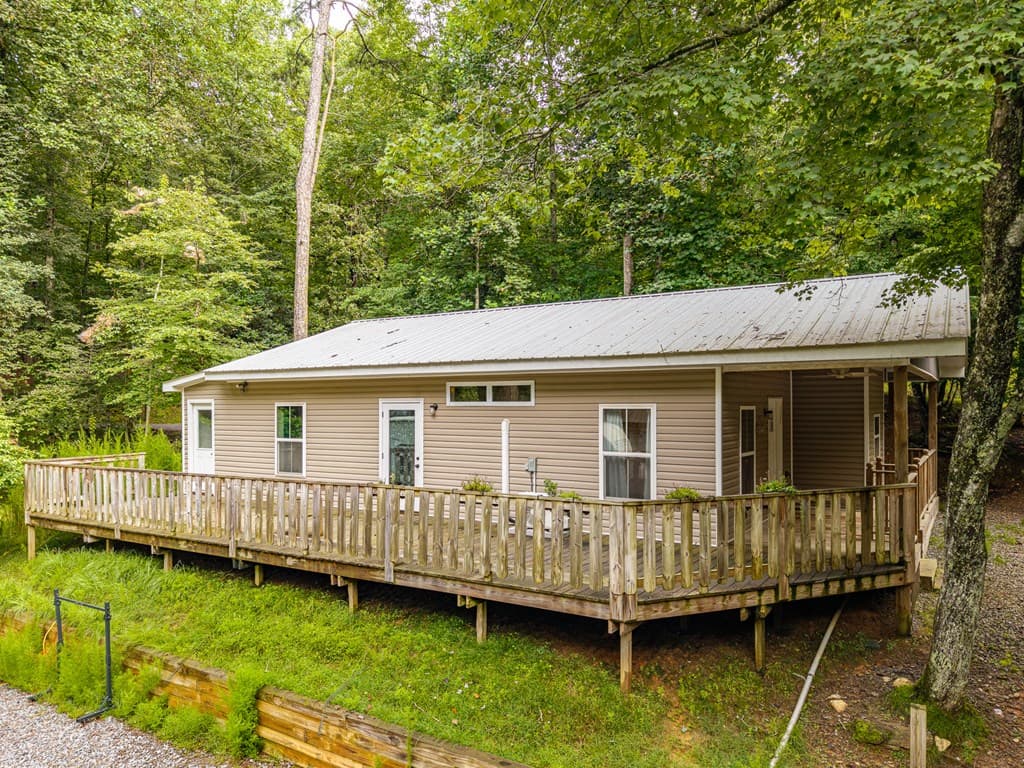 8 17th Street, Ellijay GA 30540 - Photo