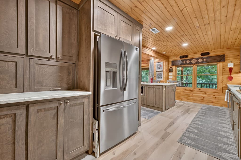 171 Mountain Lake Drive, Blue Ridge GA 30513 - Photo