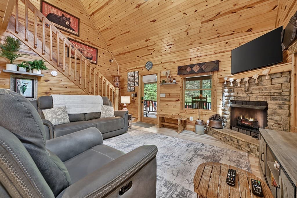 171 Mountain Lake Drive, Blue Ridge GA 30513 - Photo