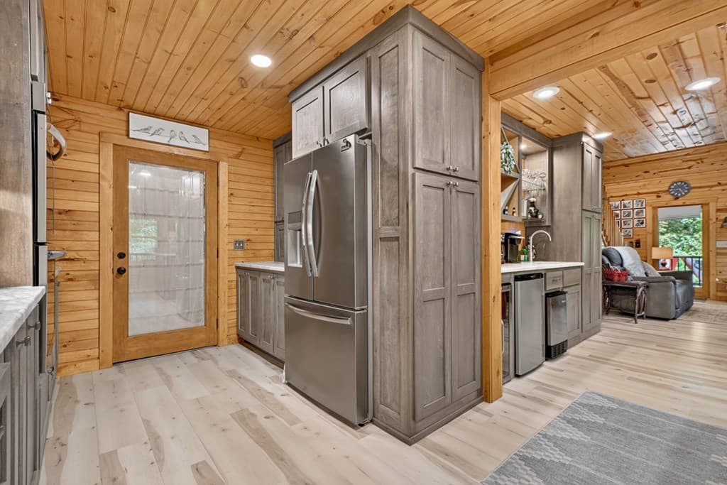 171 Mountain Lake Drive, Blue Ridge GA 30513 - Photo