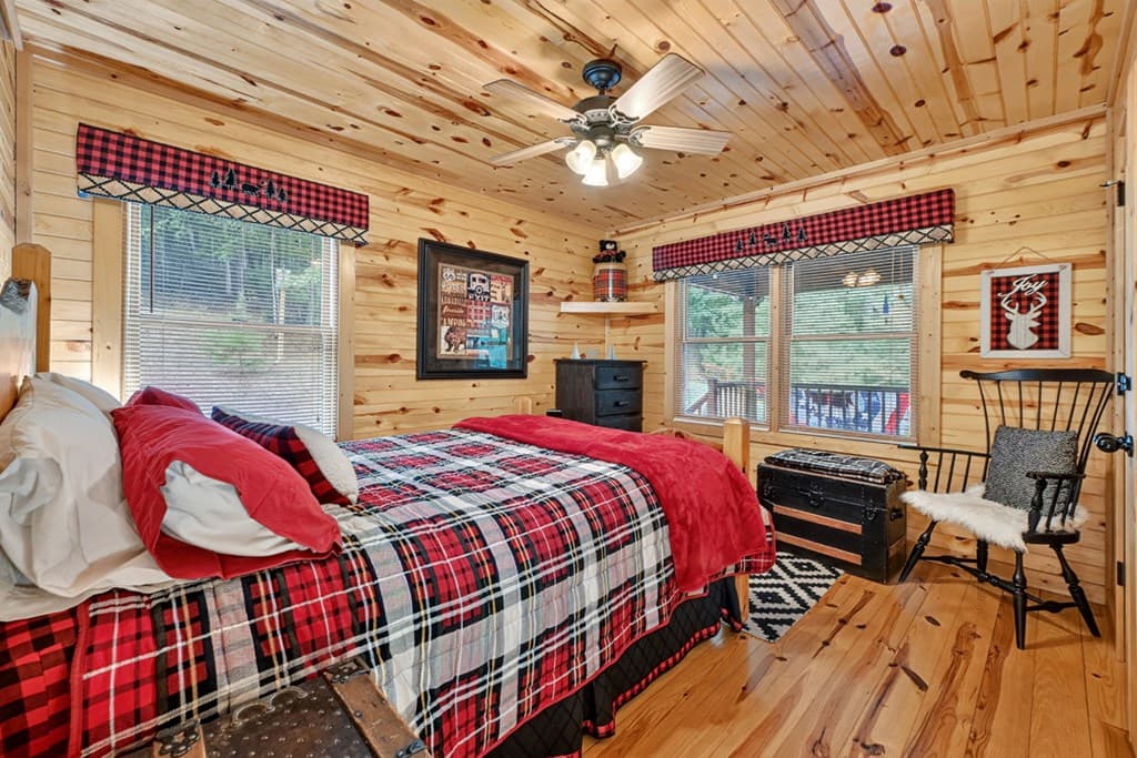 171 Mountain Lake Drive, Blue Ridge GA 30513 - Photo