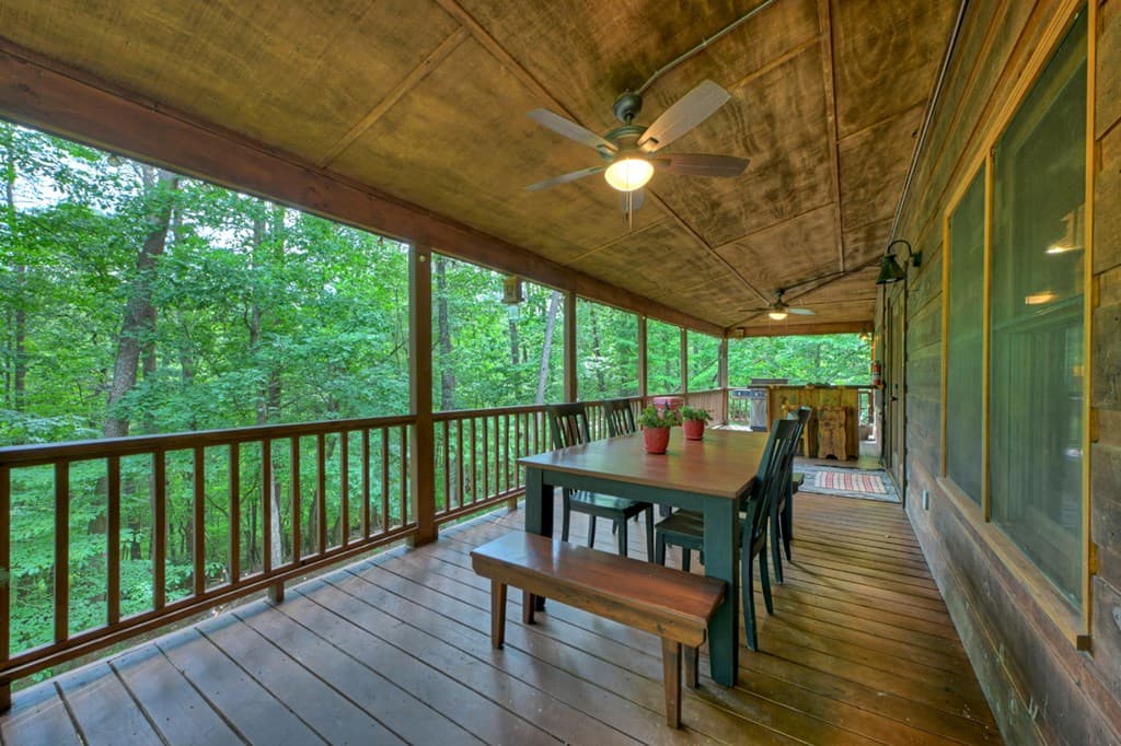 171 Mountain Lake Drive, Blue Ridge GA 30513 - Photo