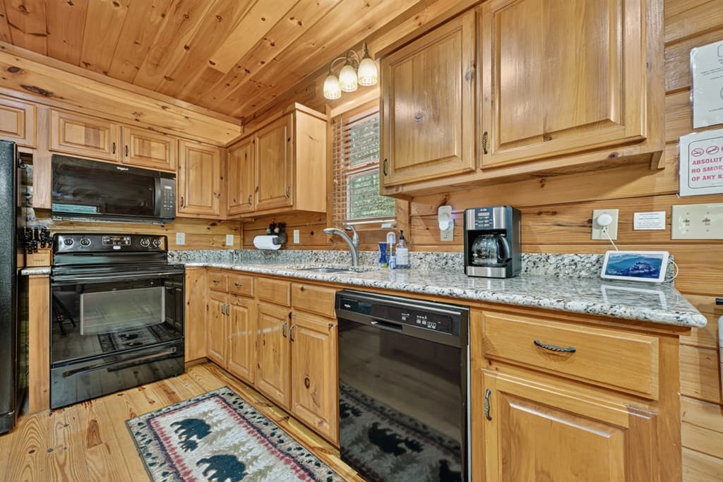 115 Fox Run Drive, Blue Ridge GA 30513 - Photo
