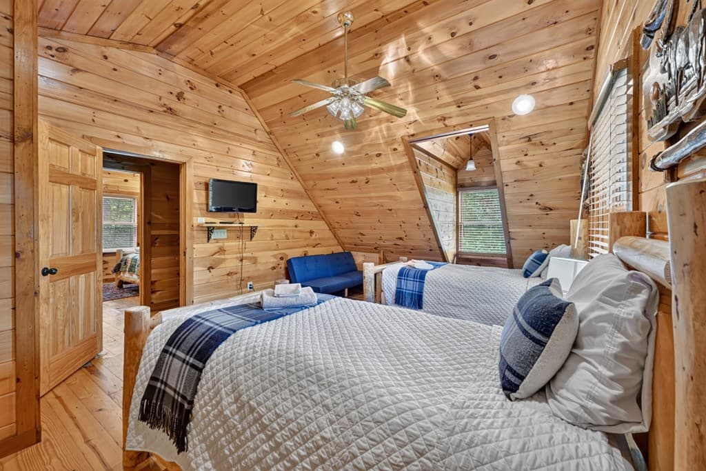 115 Fox Run Drive, Blue Ridge GA 30513 - Photo
