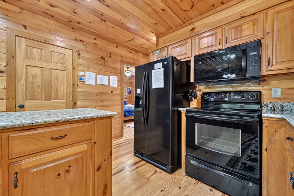 115 Fox Run Drive, Blue Ridge GA 30513 - Photo