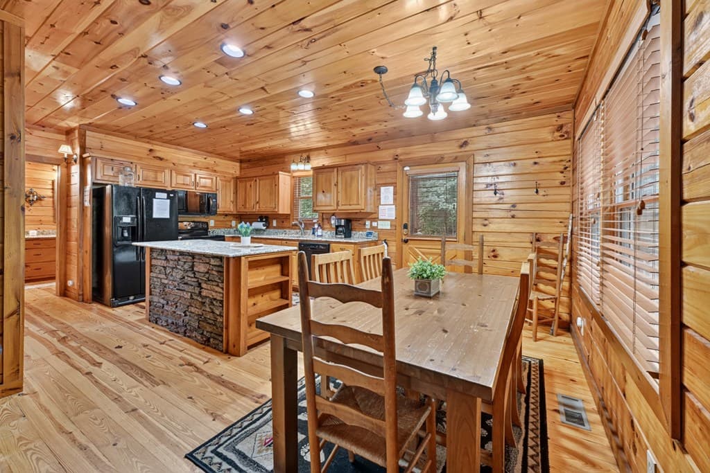 115 Fox Run Drive, Blue Ridge GA 30513 - Photo