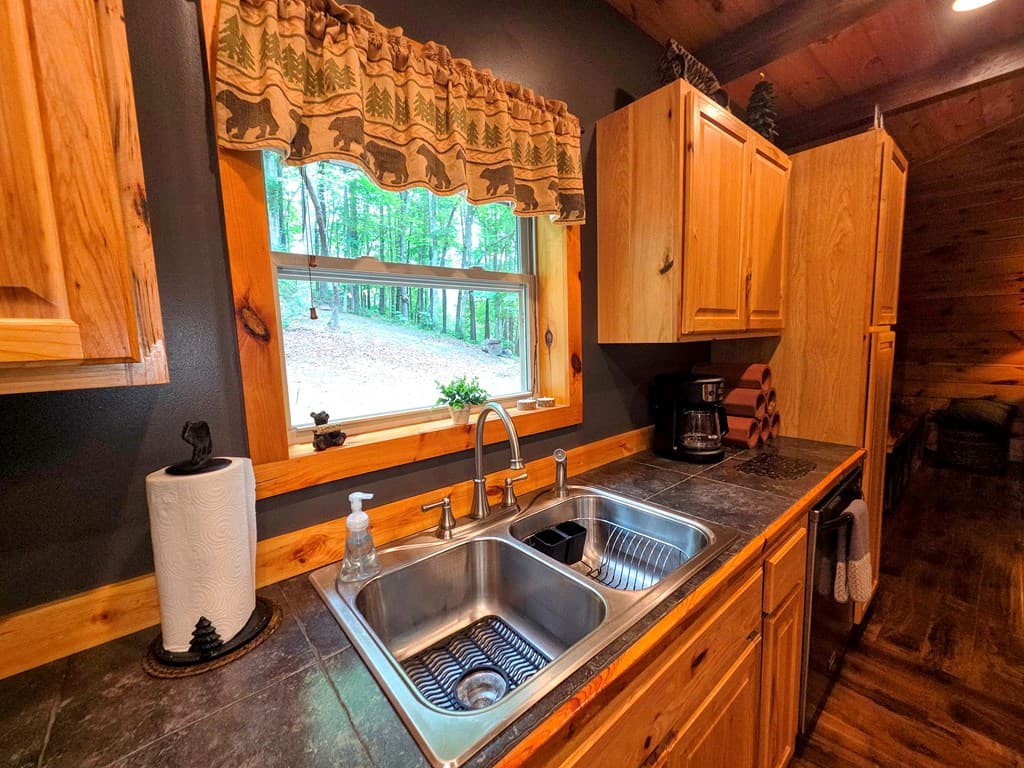 150 Trail Tree Drive, Blairsville GA 30512 - Photo