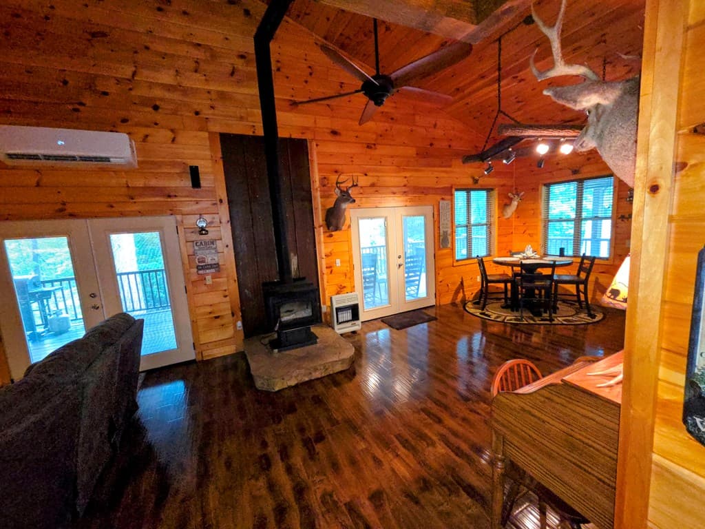 150 Trail Tree Drive, Blairsville GA 30512 - Photo