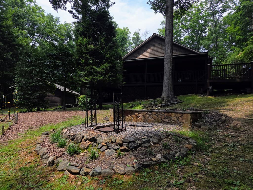 150 Trail Tree Drive, Blairsville GA 30512 - Photo