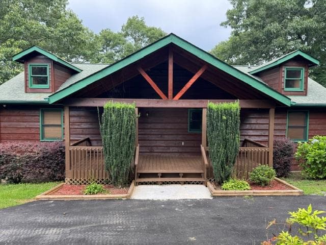 690 Oak Ridge Road, Ellijay GA 30536 - Primary photo