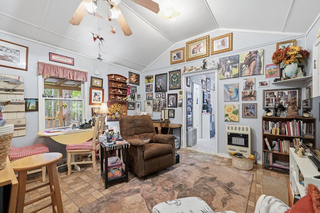 237 Rusty Lady Ln, Ellijay GA 30536 - Photo