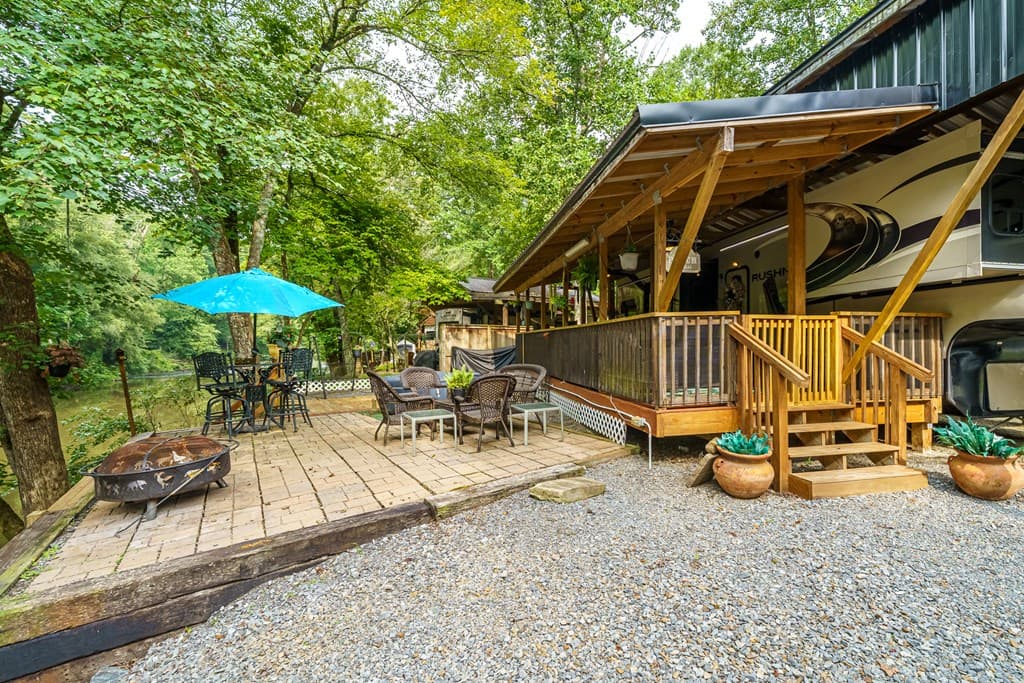 65 1st Street, Ellijay GA 30540 - Photo